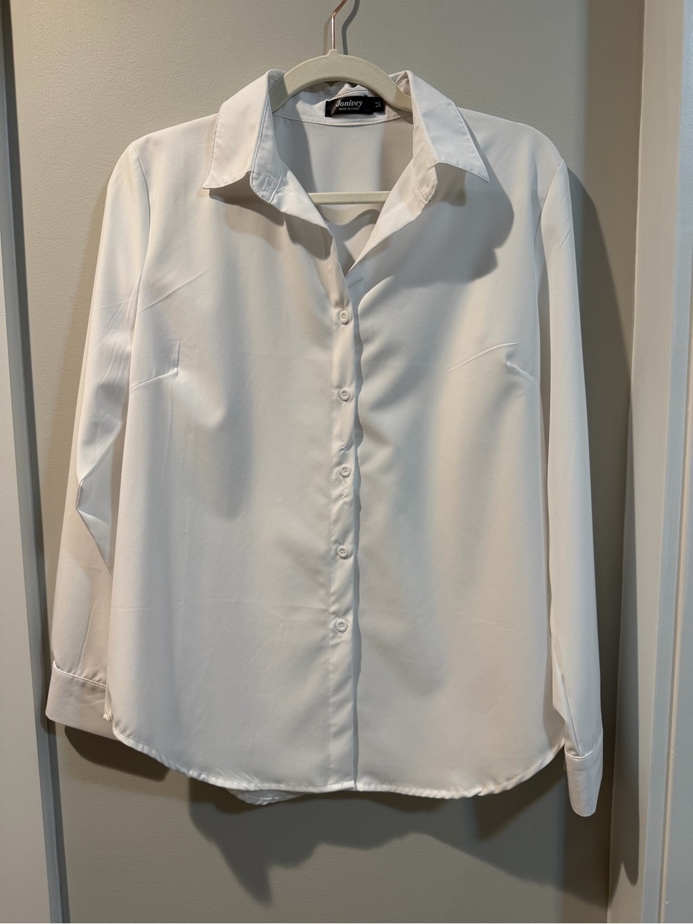 Bailey 44 White Long-Sleeve Button-Down Blouse